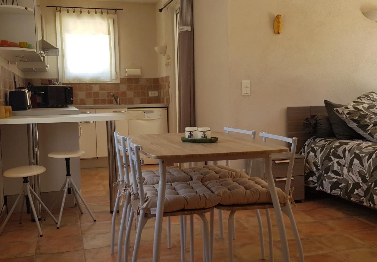 Studio Independant A La Villa Garlaban 3 Etoiles Gémenos Zewnętrze zdjęcie